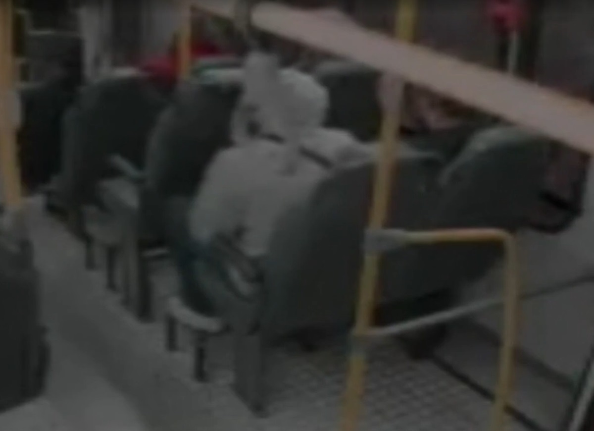 Ônibus em São Paulo sofrem com ondas de ataques. Imagem: Reprodução