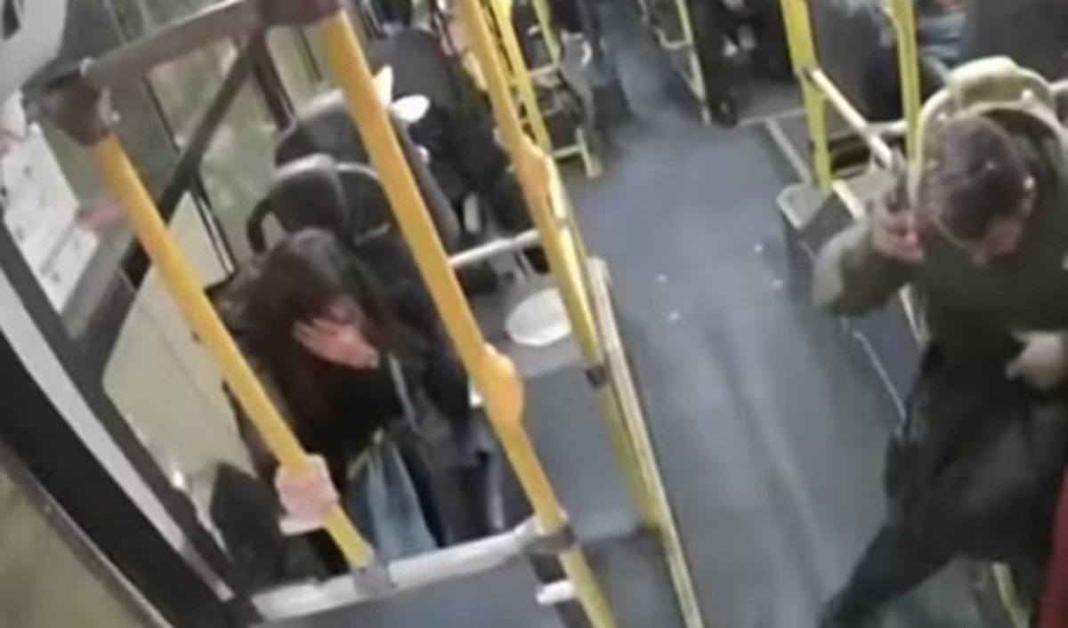 São Paulo passa dos 600 ataques a ônibus e vans viram alvo. Imagem: Reprodução