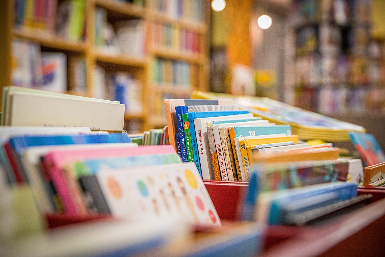 Feira do Livro da USP começa e tem descontos de ao menos 50%. Imagem: Pixabay
