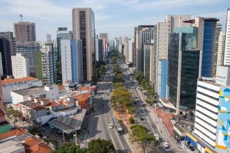 IPTU em SP ficará mais caro; Câmara aprova reajuste em 1º turno. Imagem: Wikimedia Commons