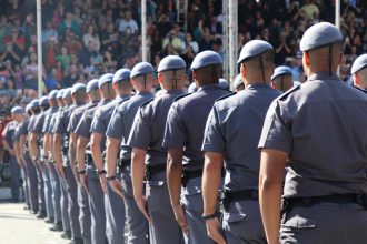 Polícia Militar de SP abre 2.200 vagas com salários de R$ 5.055,53. Imagem: Divulgação Governo de SP