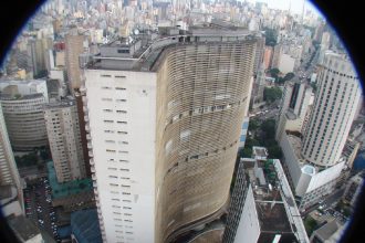 SP irá requalificar 16 prédios no centro e aporte chega a R$ 200 milhões. Imagem: Wikimedia Commons