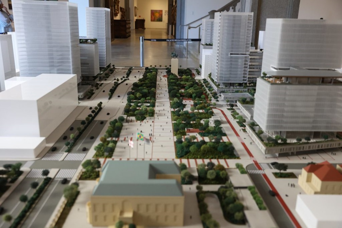 Maquete do Novo Centro Administrativo de SP vira atração no Palácio dos Bandeirantes. Imagem: Governo de SP Maquete do Novo Centro Administrativo de SP vira atração no Palácio dos Bandeirantes. Imagem: Governo de SP