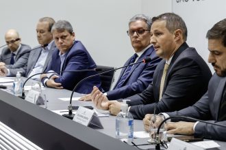 Derrite diz que etanol para falsificar bebidas também era adulterado com metanol. Imagem: Governo de SP