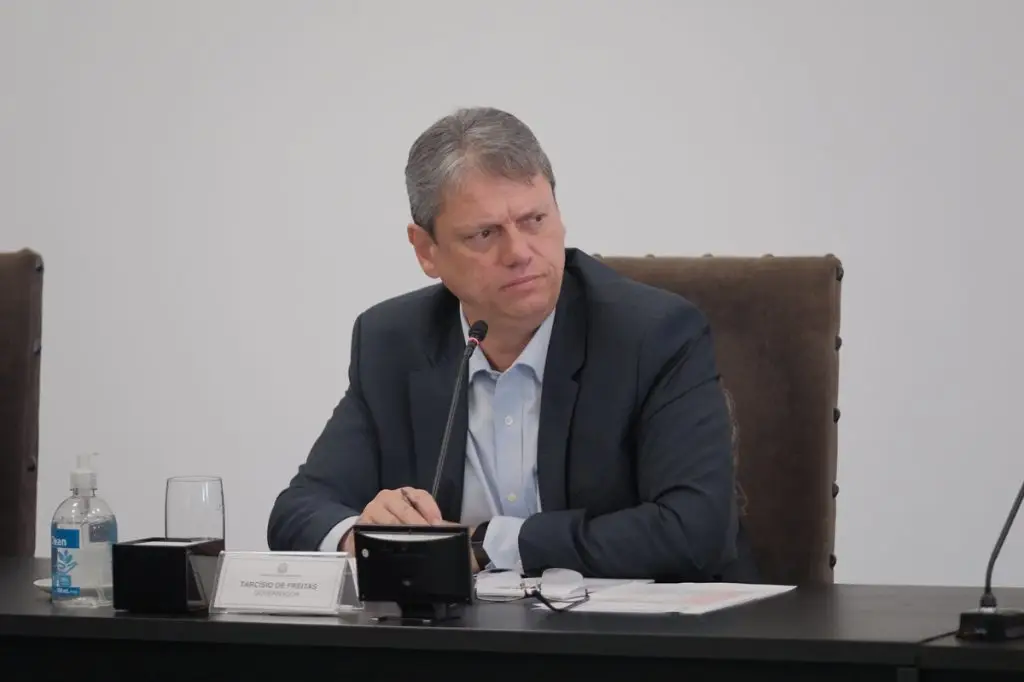 'Não é a minha praia', diz Tarcísio sobre bebidas alcoólicas. Imagem: Arthur Pacheco Governo do Estado de SP