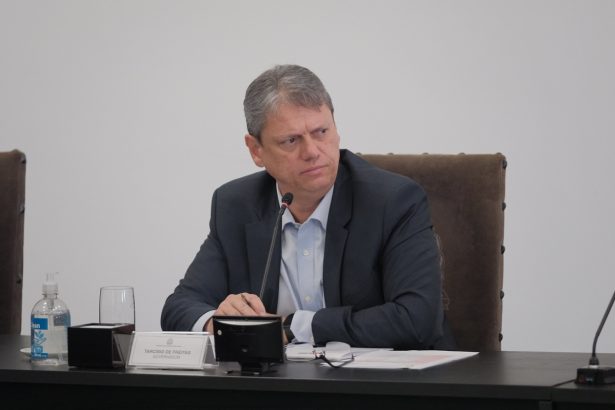 'Não é a minha praia', diz Tarcísio sobre bebidas alcoólicas. Imagem: Arthur Pacheco Governo do Estado de SP