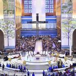 Aparecida fecha homenagens à Padroeira neste domingo e espera 450 mil. Imagem:. A12