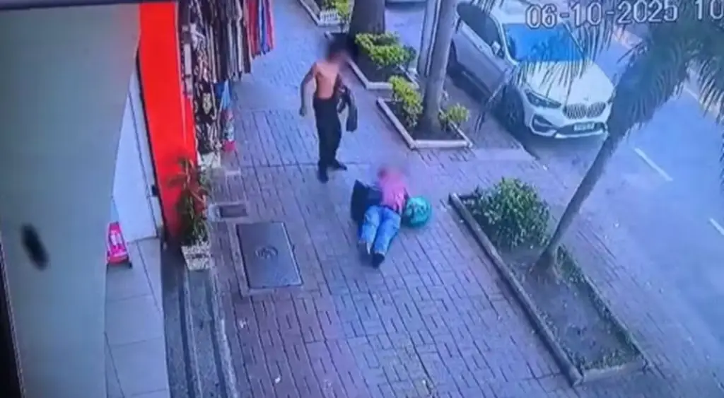 Idoso de 62 anos leva soco na testa de jovem de 20 em SP. Imagem: Reprodução