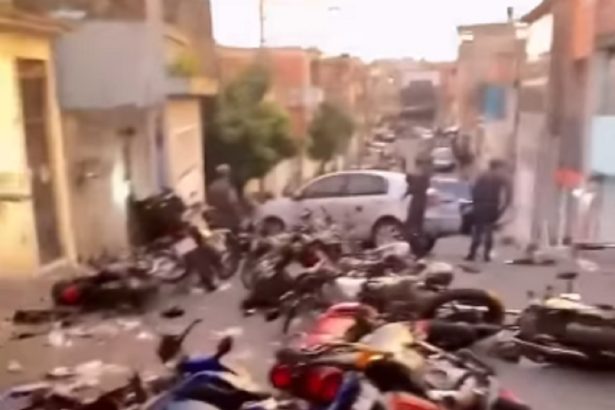 Ação da PM no Jabaquara remove 25 motos em baile funk. Imagem: Reprodução