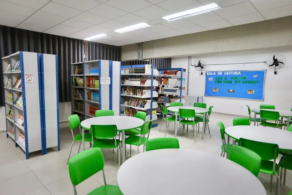 SP terá 5.000 novos professores a partir de 2026 nas escolas estaduais. Imagem: Governo de SP