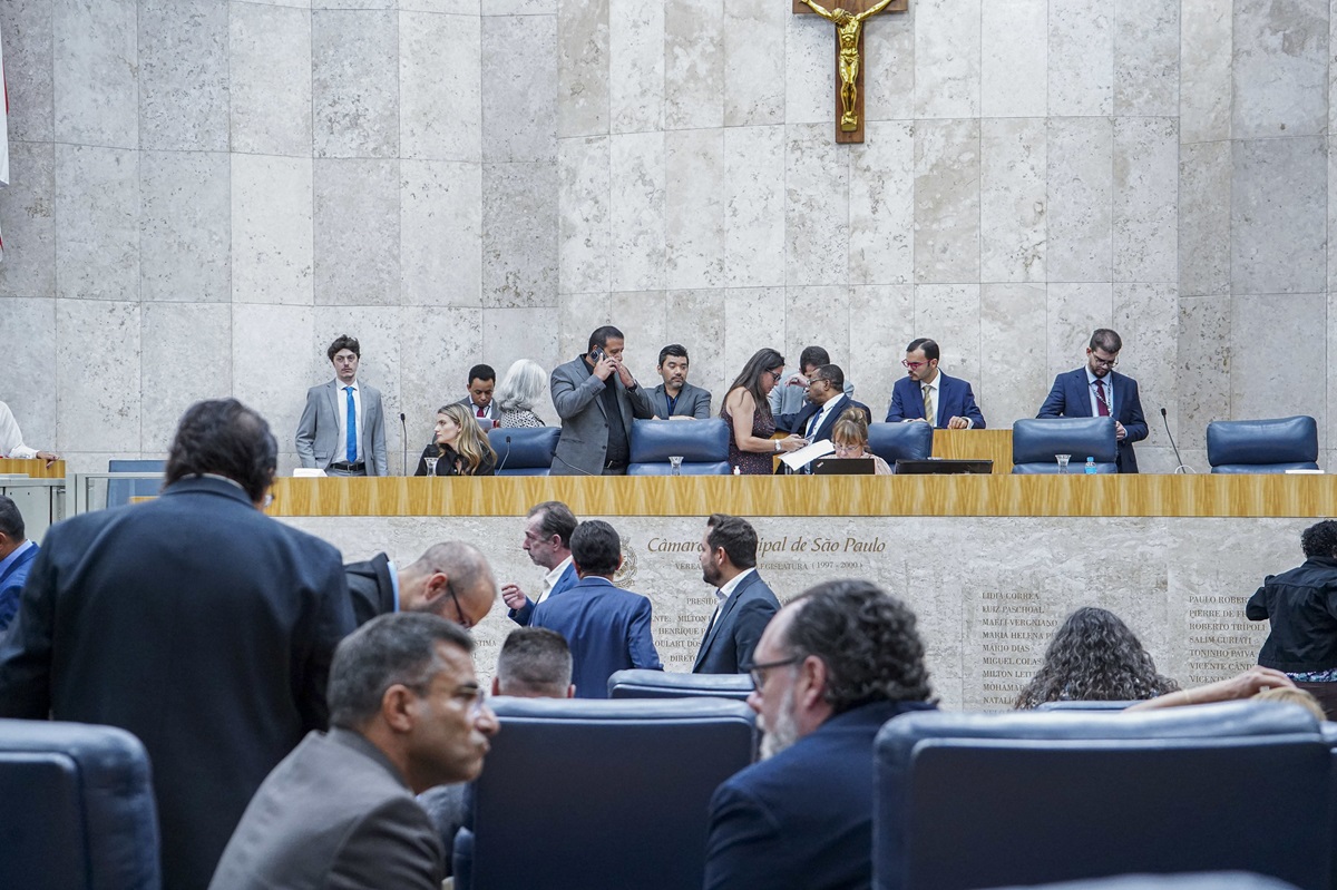 'Vale-peru' garante R$ 2.033 aos servidores da Câmara de SP. Imagem: Douglas Ferreira Rede Câmara'Vale-peru' garante R$ 2.033 aos servidores da Câmara de SP. Imagem: Douglas Ferreira Rede Câmara