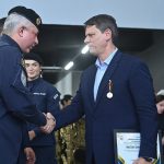 ‘Respeito e honra’, diz Tarcísio após receber medalha do Bope. Imagem: Bruno de Lima/ Governo de São Paulo