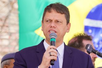 Tarcísio cobra intervenção federal na Enel; multas passam de R$ 370 mi. Imagem: Celso Silva Governo de SP