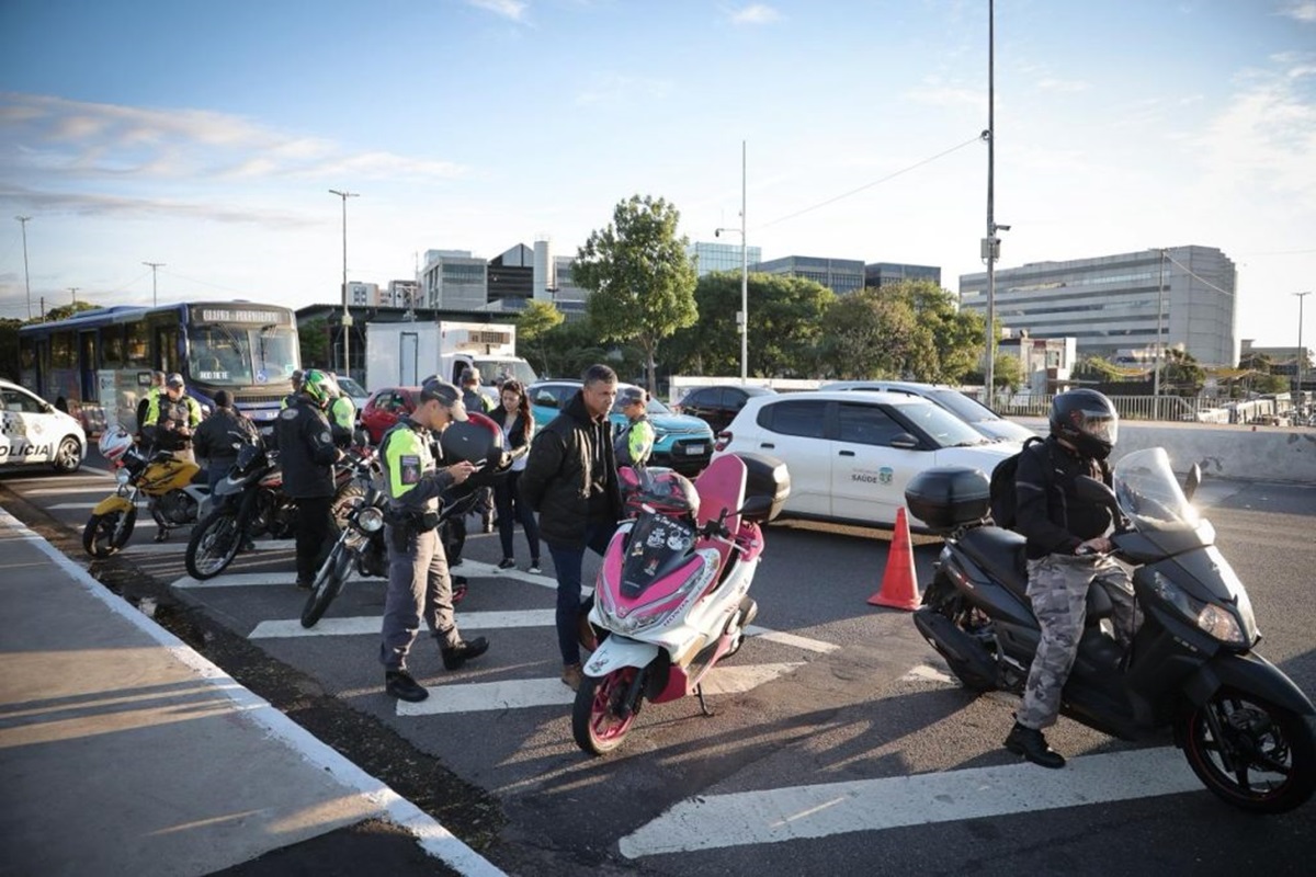 Megacavalo de Aço: PM deflagra operação contra motos em SP. Imagem: Divulgação Governo de SP Megacavalo de Aço: PM deflagra operação contra motos em SP. Imagem: Divulgação Governo de SP