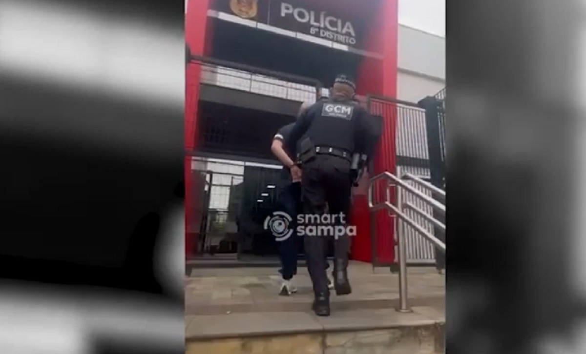 Prisão: reconhecimento facial ajuda a identificar condenado a 20 anos. Imagem: Reprodução