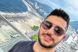 Vinícius, 35 anos, foi um dos médicos assassinados. Imagem: Prefeitura de Cotia