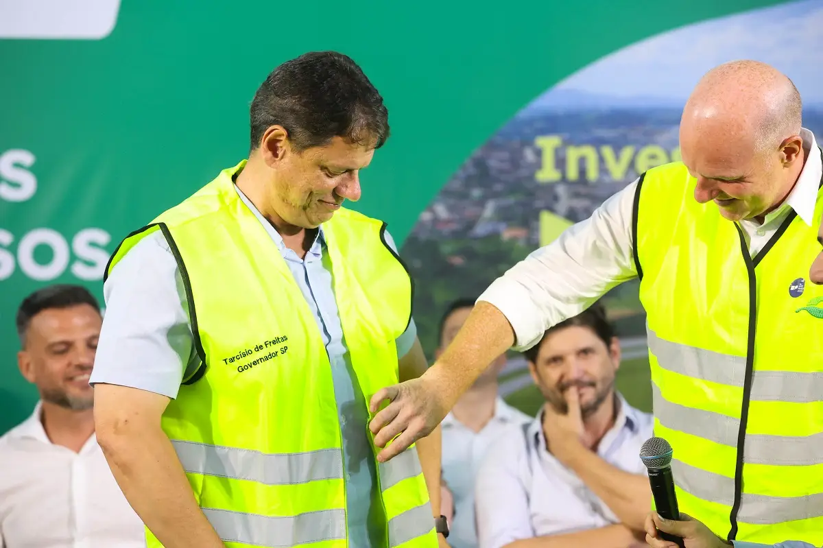 'O meu candidato é o Bolsonaro ou quem ele indicar', diz Tarcísio. Imagem: Paulo Guereta / Governo de SP