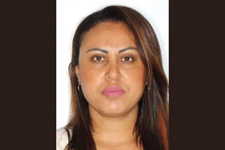 Adeus, Ariana; aos 37 anos, morreu esfaqueada por taxista