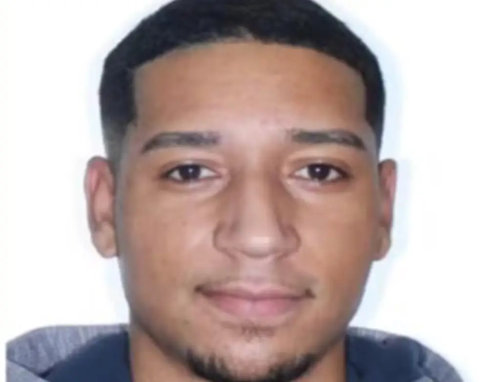 Cibelle, 22 anos, é esfaqueada e morta pelo ex no shopping. Imagem: Reprodução