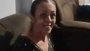 Denise Moreno: avó de 55 anos ‘lucrava’ com as netas. Imagem: Reprodução