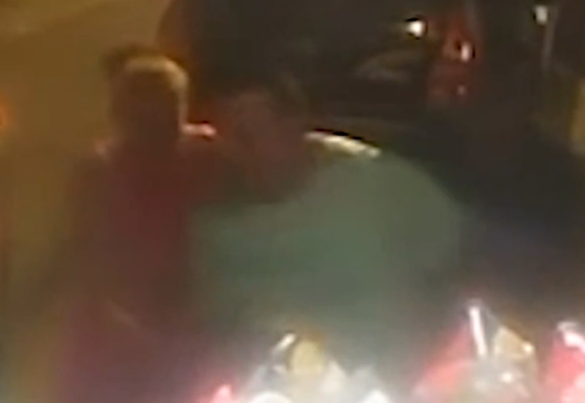 Mariane, 27 anos, tentou proteger o filho do pai bêbado e morreu baleada. Imagem: Google Maps Mariane, 27 anos, tentou proteger o filho do pai bêbado e morreu baleada. Imagem: Reprodução