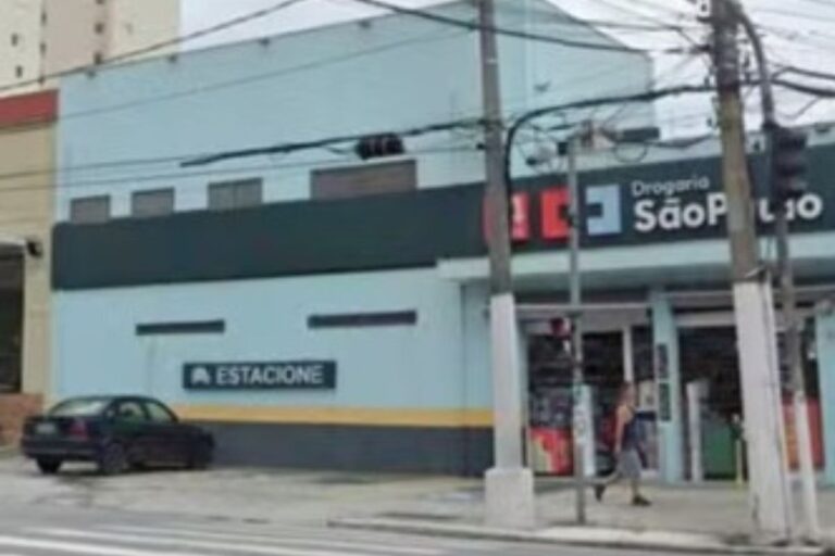 Roubo a farmácia em SP termina com funcionária morta 8 Roubo a farmácia em SP termina com funcionária morta. Imagem: Google Maps