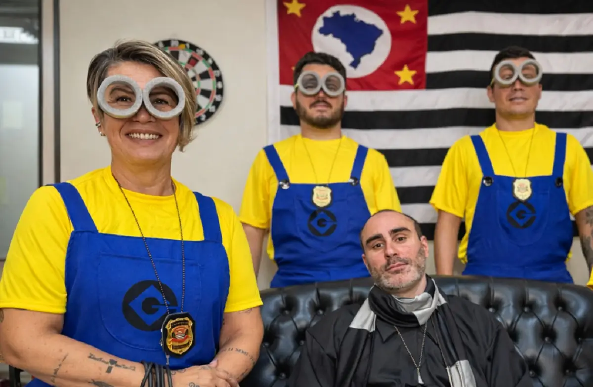 'Minions' recuperam ceulares e prendem criminosos no Carnaval. Imagem: Governo de SP