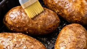 Como fazer batata recheada na airfryer fácil e rápido. Imagem gerada por IA