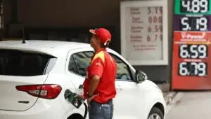 Por que tudo vai encarecer com o petróleo 40% mais alto em março. Imagem: Rovena Rosa/Ag. Brasil