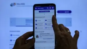 13º salário antecipado: entenda a decisão e quem será beneficiado. Imagem: Joédson Alves/Agência Brasil