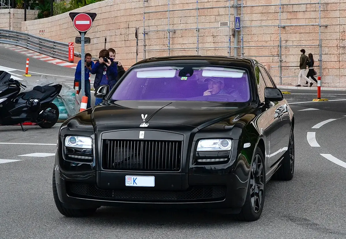 Lotofácil 3688: os carros de luxo que dá para comprar com R$ 5 mi. Imagem: Wikimedia Commons Lotofácil 3688: os carros de luxo que dá para comprar com R$ 5 mi. Imagem: Wikimedia Commons