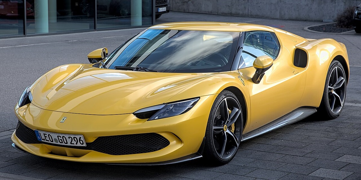 Lotofácil 3688: os carros de luxo que dá para comprar com R$ 5 mi